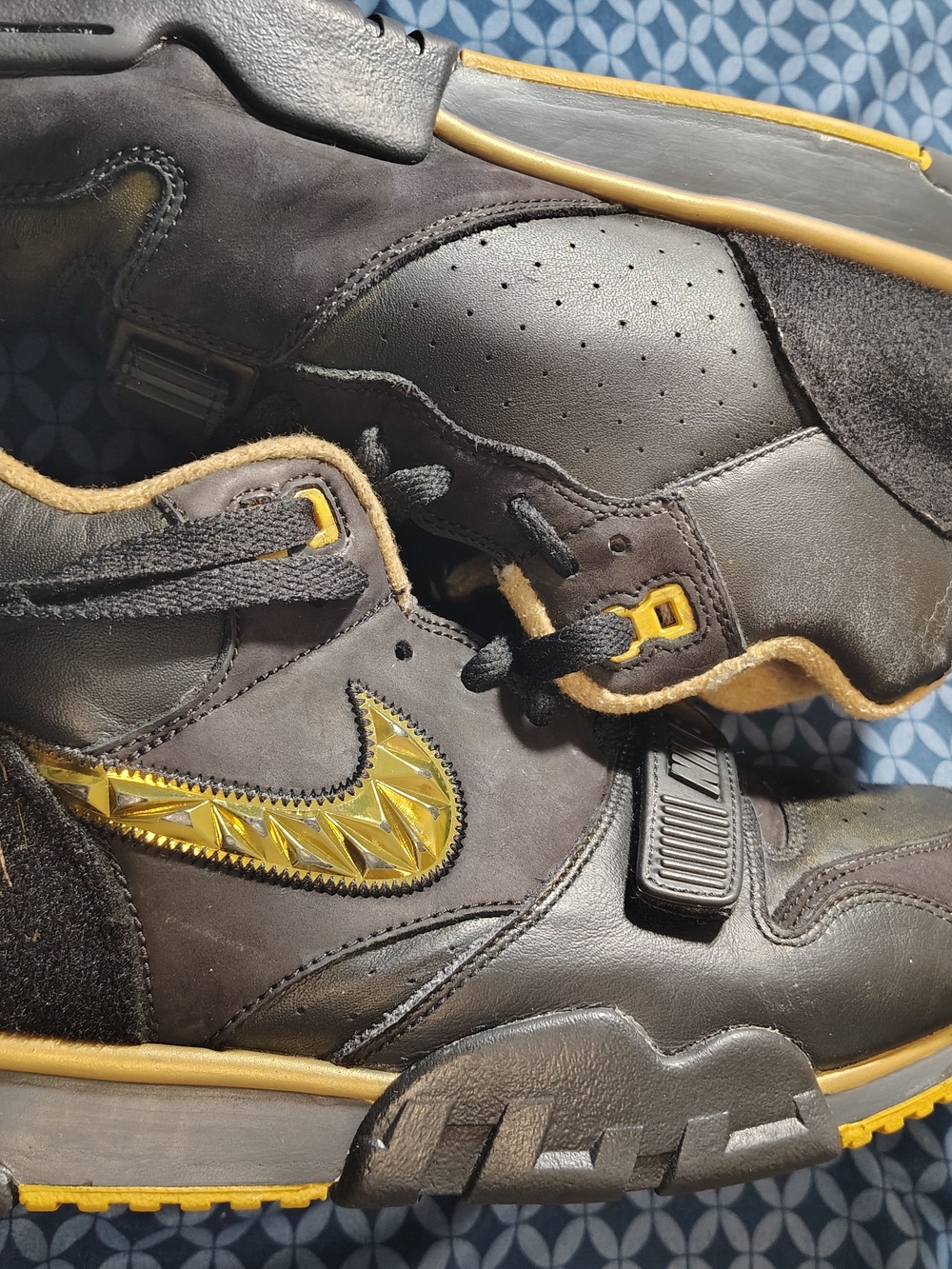 Nike Air Trainer 1 CFP “College Football Playoff Pack” in size 10.5.